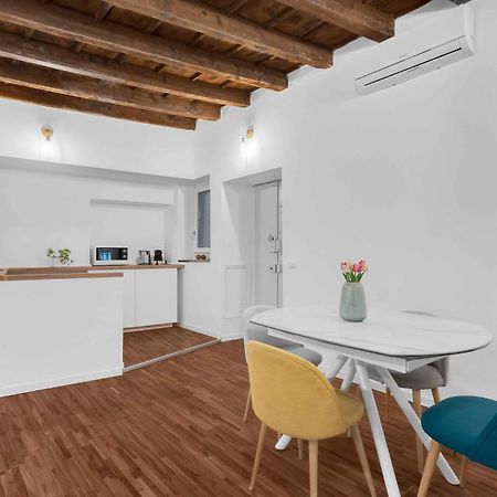 Milan Stay - Alzaia Naviglio Grande Bagian luar foto