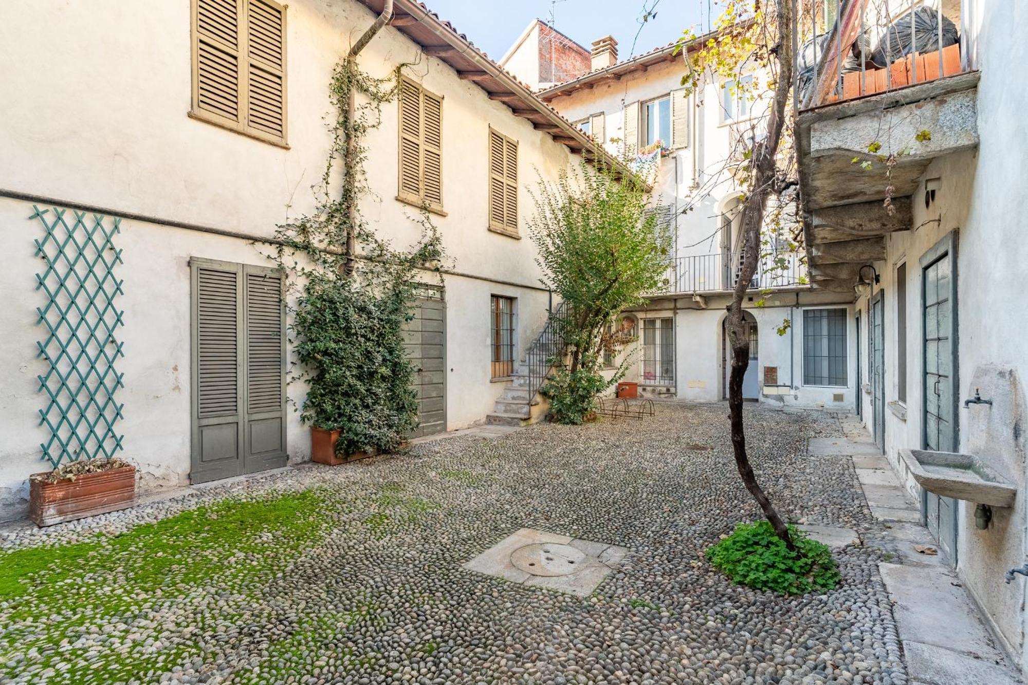 Milan Stay - Alzaia Naviglio Grande Bagian luar foto