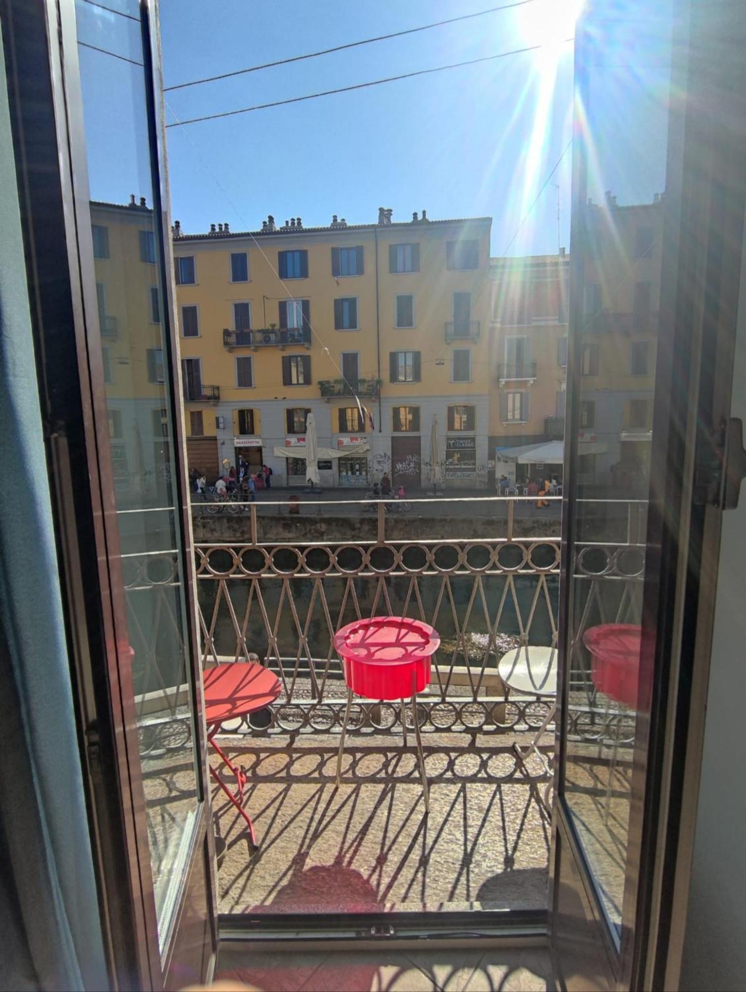 Milan Stay - Alzaia Naviglio Grande Ruang foto
